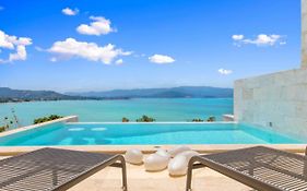 Beachside Villa Plus Apartment - Ava - At Sunset Cove Luxury Villas, 5 Bed 5 Bath, Amazing Sea And Mountain Views, Only 100M Walk To Swimming Beach